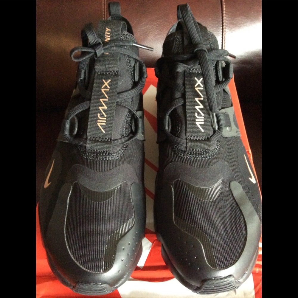 Nike Air Max Infinity Casual Sneakers - Picture 8 of 8